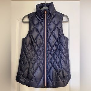 Athleta puffy vest